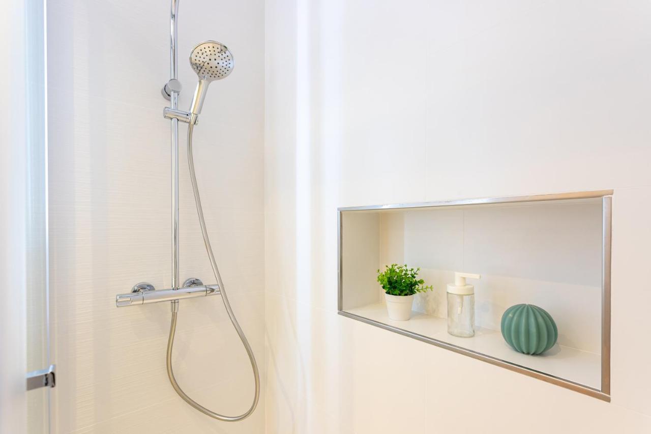 Apartamento Souviron Малага Экстерьер фото